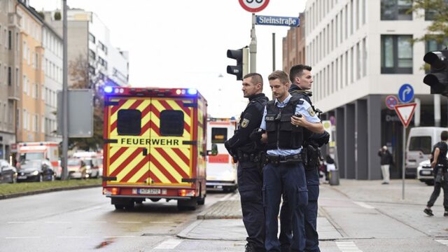 В Мюнхене задержали подозреваемого в нападении с ножом на прохожих