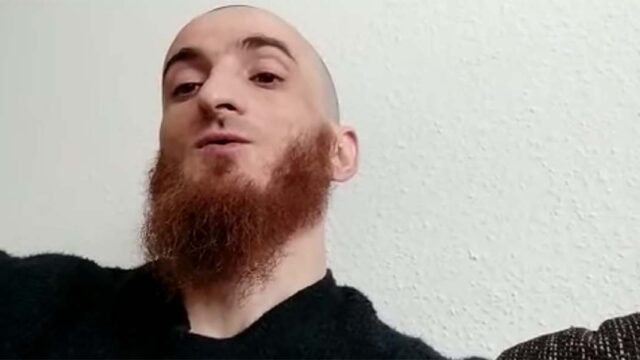 Чеченский блогер рассказал о похищении силовиками его родственников