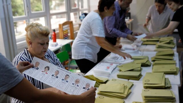 В Турции в избирательных списках нашли 165-летнюю женщину