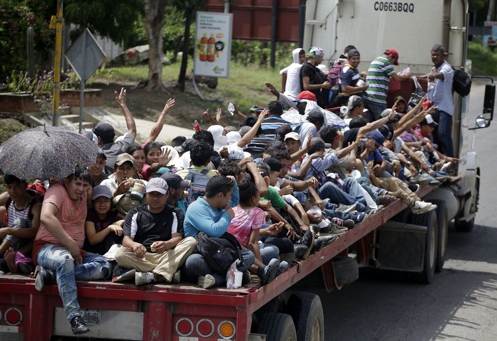 WT: Мексика попросила ООН помочь с «караваном мигрантов»