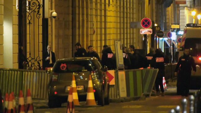 Преступники похитили драгоценности стоимостью $5 млн из парижского отеля Ritz
