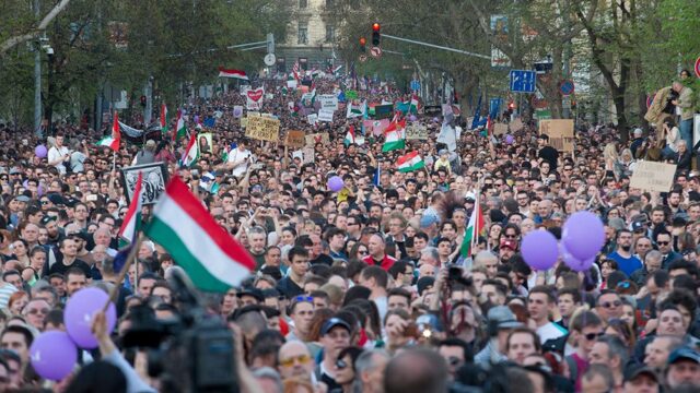 В Венгрии прошли массовые акции протеста против результата парламентских выборов