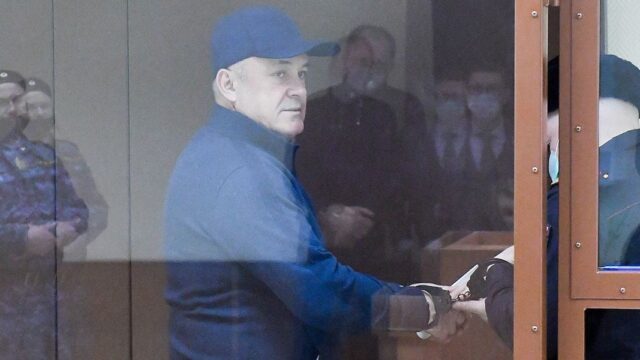 Брата бывшего главы Дагестана приговорили к 12 годам колонии за коррупцию