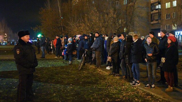 В Ижевске эвакуировали школу, в которую эвакуировали жильцов рухнувшего дома