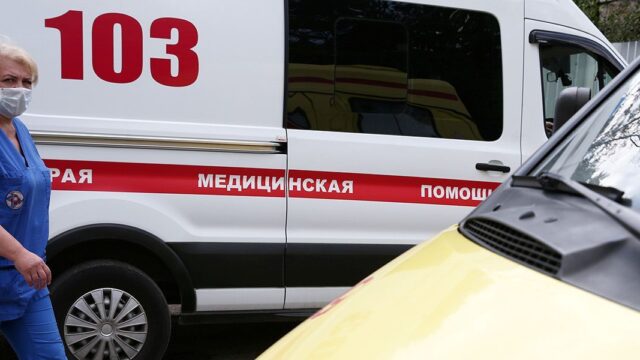 В поезде Мурманск — Адлер отравились 87 детей. Они в больнице