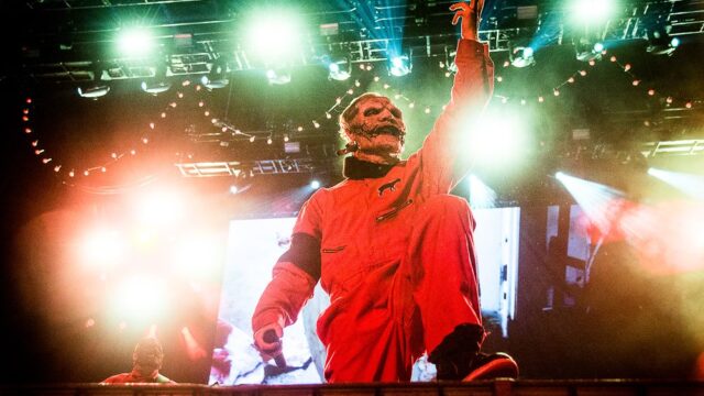 Slipknot анонсировали первый за пять лет альбом и выпустили клип на песню Unsainted (в видео музыканты в новых масках!)
