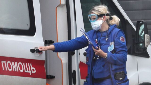 В России третий день подряд фиксируют больше тысячи случаев коронавируса