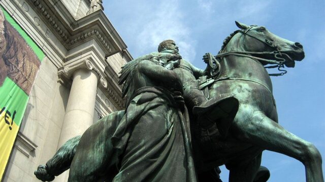 В Нью-Йорке уберут памятник президенту Теодору Рузвельту