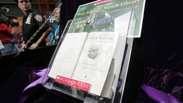 В Великобритании украли первое издание книги о Гарри Поттере стоимостью $55 тысяч