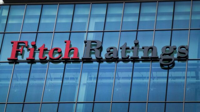 Fitch улучшило прогноз по суверенному рейтингу России