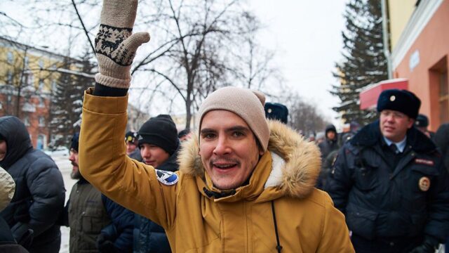 В Кемерове задержали одного из фотографов, который снимал митинг 27 марта
