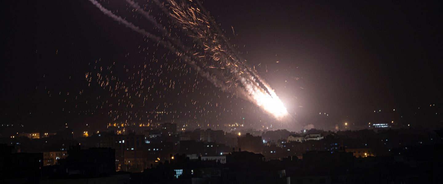 Армия Израиля сообщила о 150 выпущенных из сектора Газа ракетах