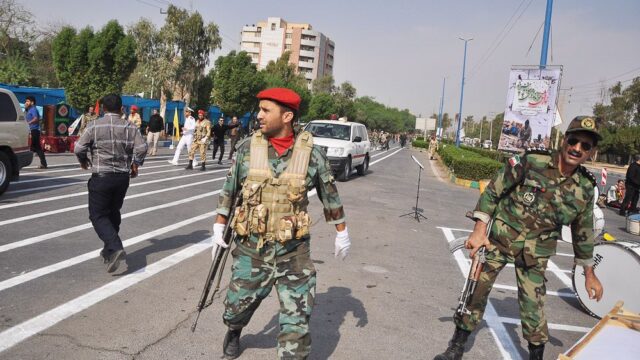 Во время военного парада в Иране произошел теракт, несколько человек погибли