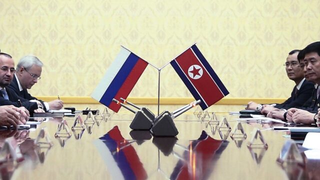КНДР: Ким Чен Ын предложил Путину встретиться в 2018 году