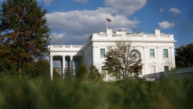 WP: Белый дом пытался сократить выплаты Украине по программам помощи в борьбе с коррупцией