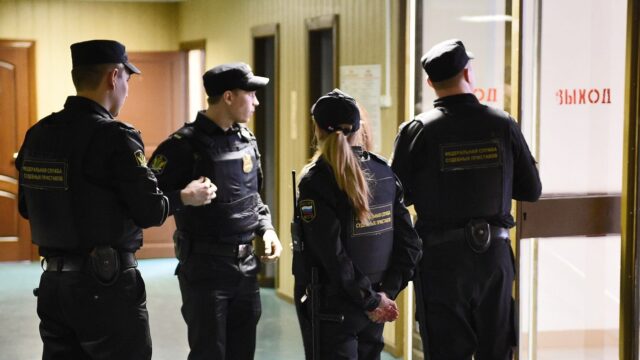 В Москве задержали сотрудников ФСБ и МВД, которых подозревают в получении взятки на 6 млн рублей