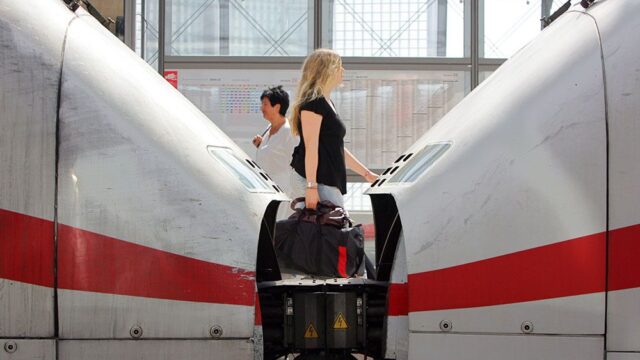 В Берлине женщинам дадут скидку в 21% на проезд, чтобы обратить внимание на разницу в зарплате между полами