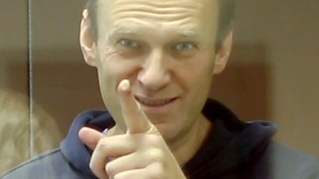 Навальный подал в суд на РКН и Генпрокуратуру после блокировки сайта «Умное голосование»