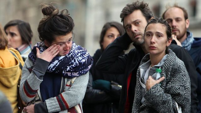 Француженке, которая выдавала себя за жертву парижских терактов, дали полгода тюрьмы за мошенничество