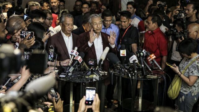 В Малайзии на выборах впервые больше чем за 60 лет победила оппозиция