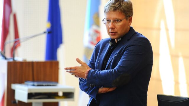 Нил Ушаков сообщил, что стал подозреваемым по делу о коррупции