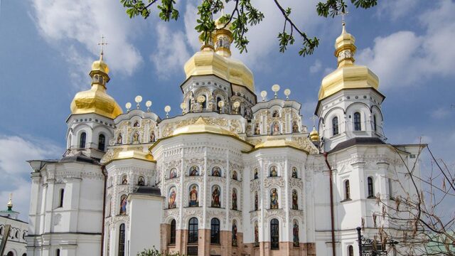 Один шаг до независимости: дарует ли Константинополь автокефалию Украинской православной церкви?