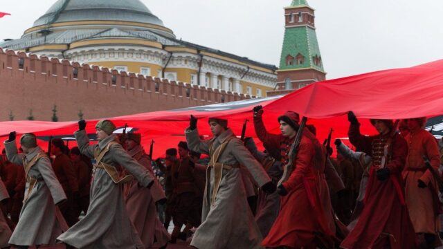 На Красной площади прошел марш к 76-летию парада 1941 года‍