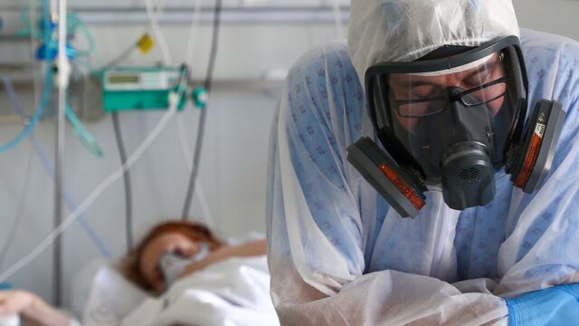 В России снова зафиксировали максимум смертей за сутки от коронавируса