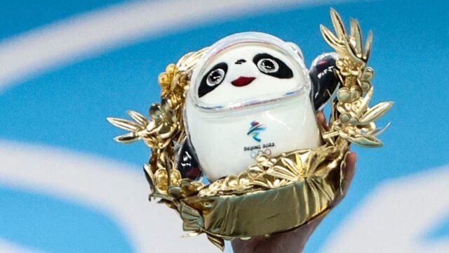 МОК отменил церемонию награждения фигуристов по итогам командного турнира на Олимпиаде