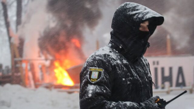 В Киеве возле Верховной рады задержали больше ста человек