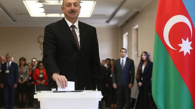 Экзитполы: президентские выборы в Азербайджане выиграл Ильхам Алиев