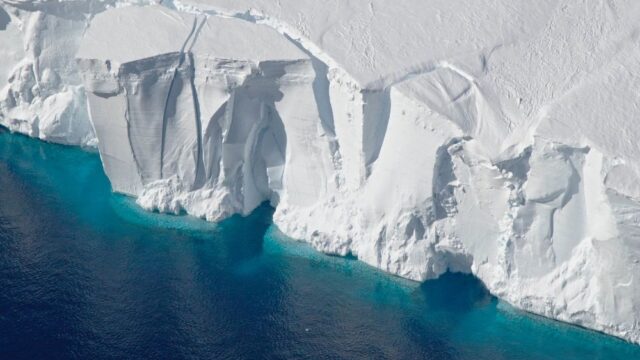 Ученые: температура на Южном полюсе повышается в три раза быстрее, чем в среднем на планете