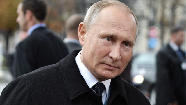 Путин о цензуре: пользователи интернета должны сами решать, где правда, а где искажение