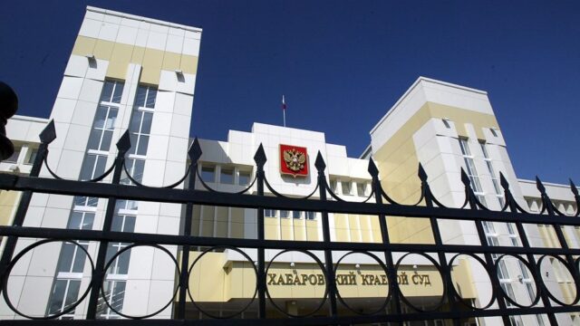 Суд в Хабаровске дал реальный срок полицейскому за невмешательство в драку, в которой погиб пауэрлифтер Андрей Драчев