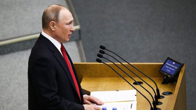 Путин поддержал идею обнулить президентские сроки, если с этим согласится Конституционный суд