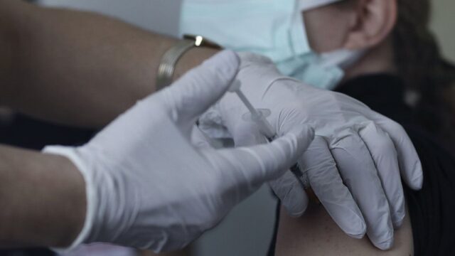 У россиян появилась возможность привиться иностранными вакцинами в Турции и получить «пропуск» в Европу