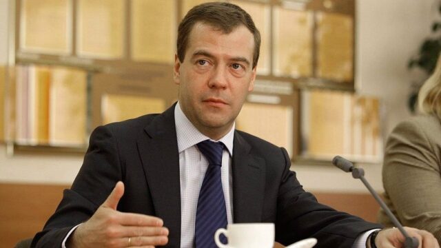Госдума одобрила кандидатуру Дмитрия Медведева на пост главы правительства