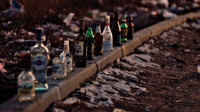За год от алкоголя умерли больше 50 тысяч россиян