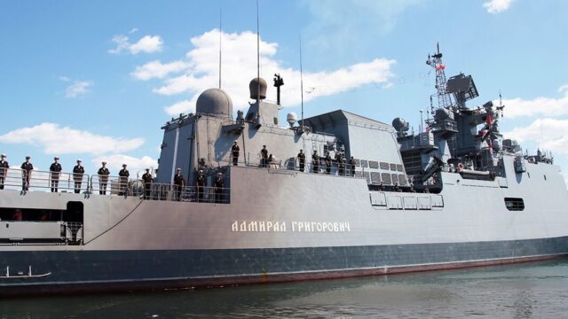 Российский корабль впервые зашел в порт будущей базы в Судане