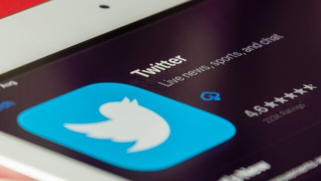 Twitter предоставит пользователям возможность жаловаться на твиты с дезинформацией