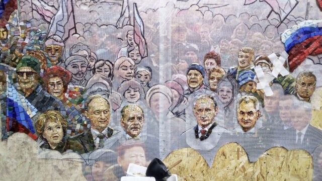 В храме Вооруженных сил демонтировали мозаику с изображением Владимира Путина