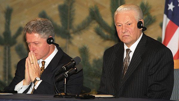Что мы узнали из рассекреченных разговоров Ельцина и Клинтона: главное