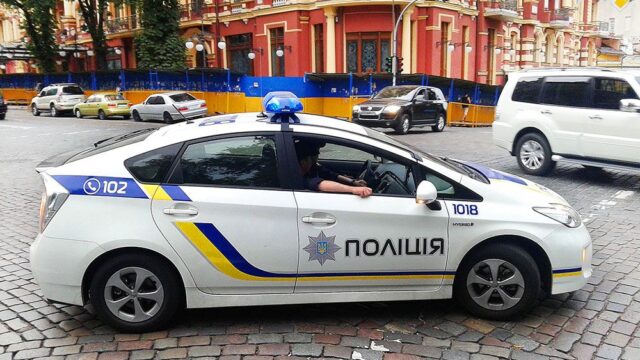 Полиция Украины изъяла серверы фирмы, которая распространила вирус Petya.A