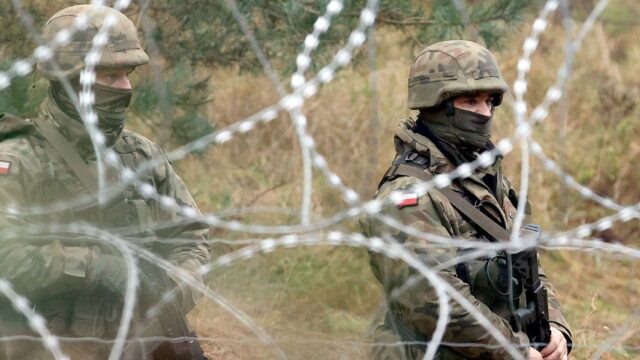 Пятиметровый забор и союзный десант. Обстановка на польско-белорусской границе накаляется