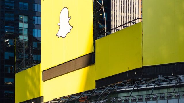 Роскомнадзор внес Snapchat в свой реестр без предупреждения