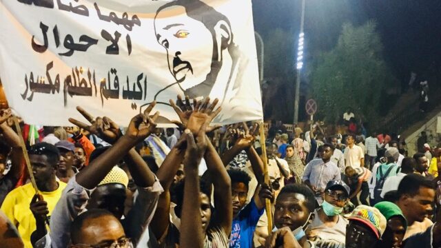 В Судане военные совершили государственный переворот
