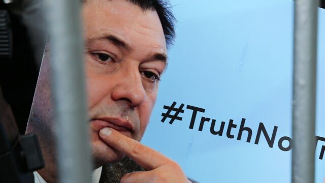 Суд в Херсоне продлил арест главного редактора РИА Украина на два месяца