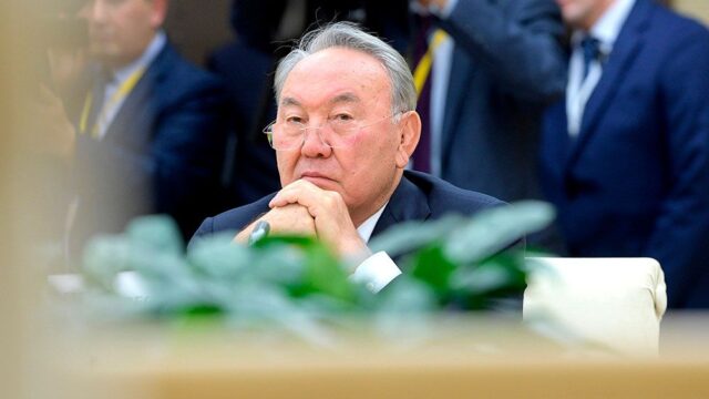 Парламент Казахстана объявил Назарбаева пожизненным председателем Совбеза страны