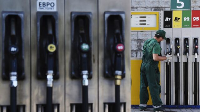 Минфин России внес в правительство проект о снижении акциза на топливо