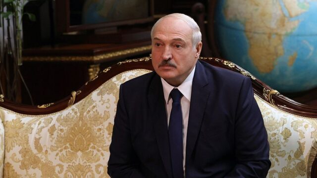 Лукашенко тревожит «драка вакцин» и сообщения о новых штаммах коронавируса